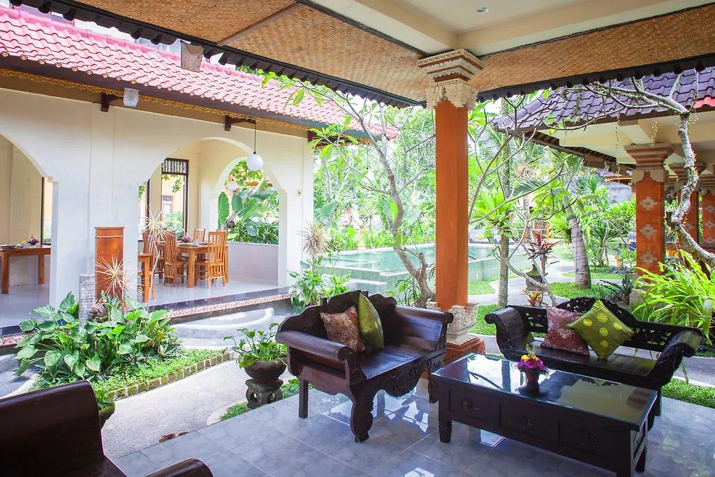 Ubud Kerta City Hotel 3*,