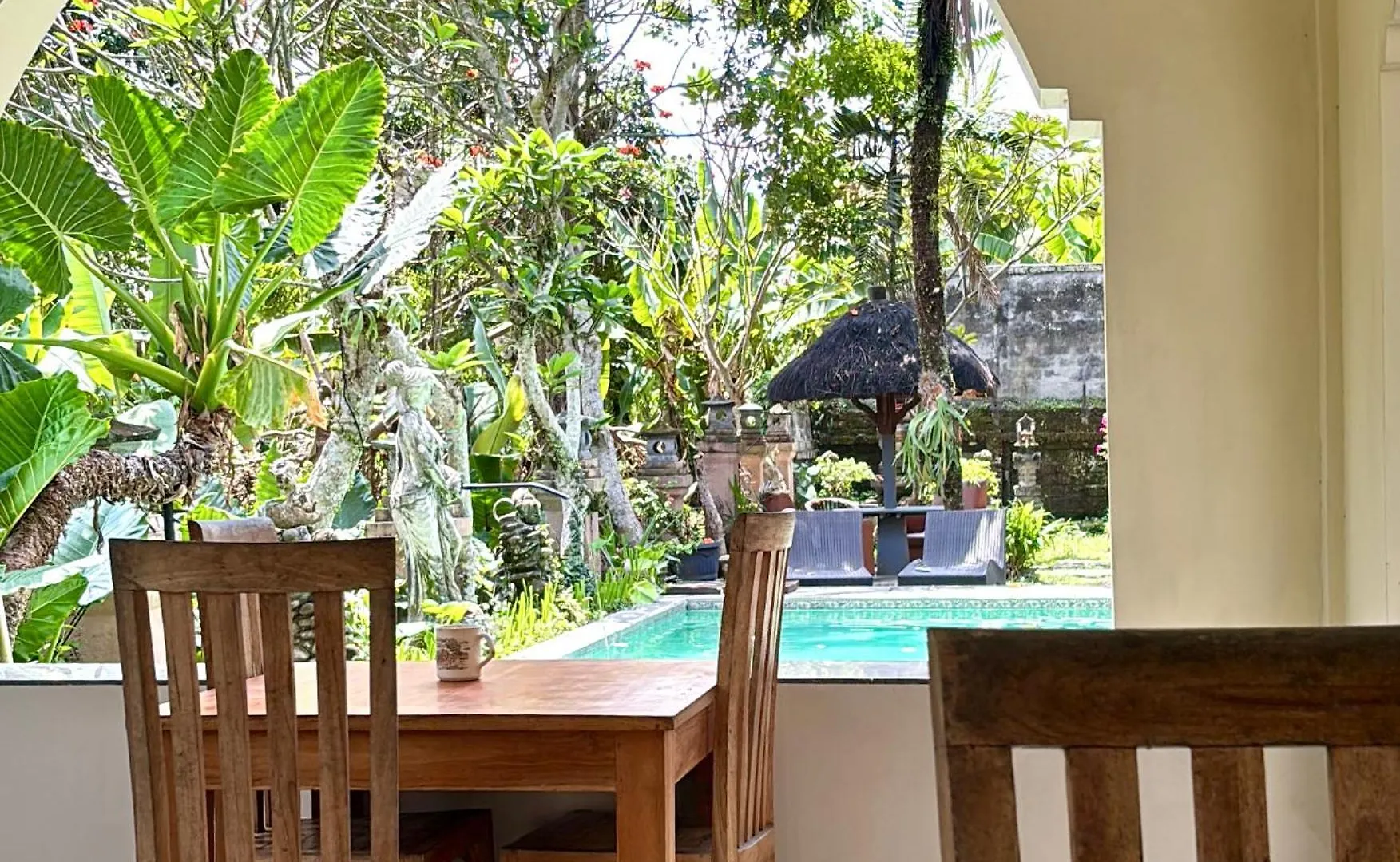 Ubud Kerta City Hotel 3*,